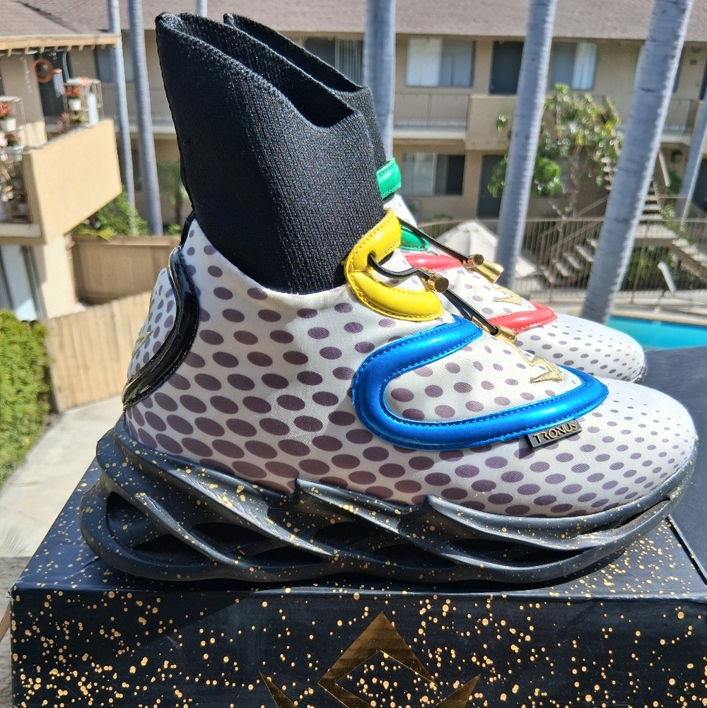 Stylish Multicolor Athletic Shoes - Picture 4 of 15